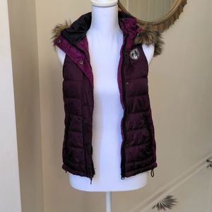 Extra small purple/magenta American Eagle puffer vest with removable hood